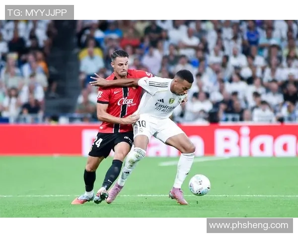 拜仁慕尼黑与皇家马德里历史交锋比分回顾与分析 拜仁慕尼黑与皇家马德里历史交锋比分回顾与分析