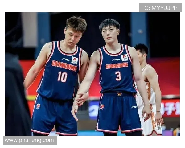 赵睿领衔新一季篮球盛宴展现年轻力量与团队精神的完美结合 赵睿领衔新一季篮球盛宴展现年轻力量与团队精神的完美结合